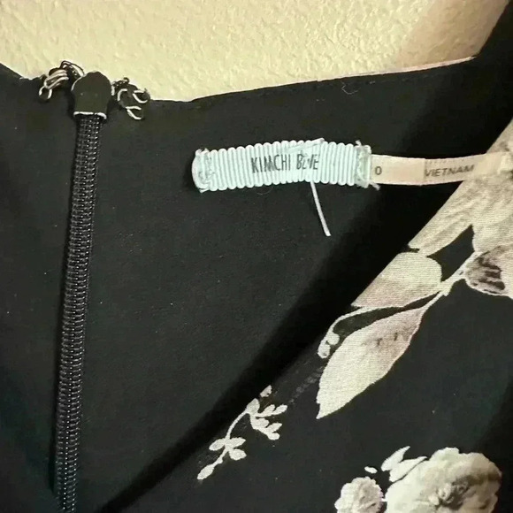 Urban outfitters kimchi blue floral romper - Picture 5 of 6